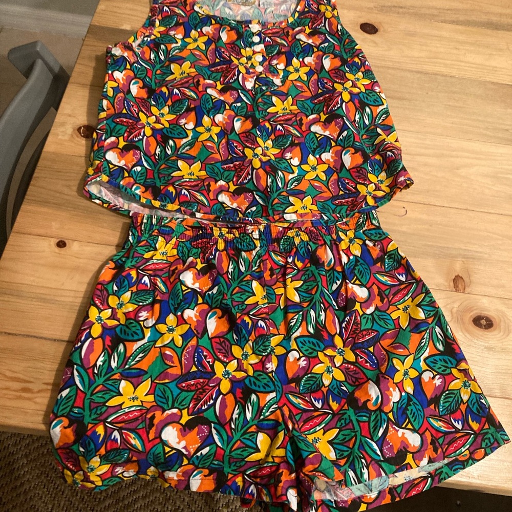 Vintage Summer Floral Crop Top & Shorts Outfit Miami Medium Victor Harbour
